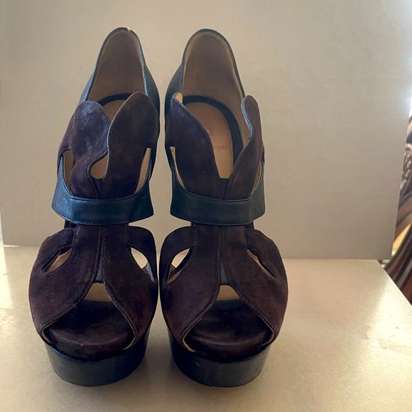 Fendi Shoes - FENDI AUTHENTIC HIGH HEELS BROWN Sz 37